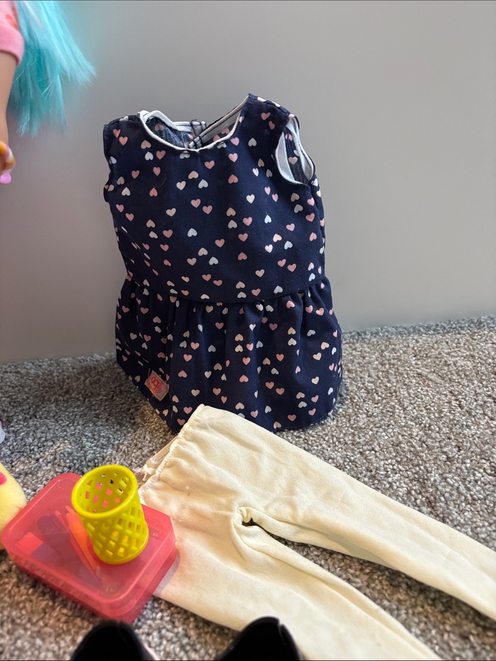 Our Generation Bundle: Comes with Doll, Dog and Accessories - Picture 7 of 8